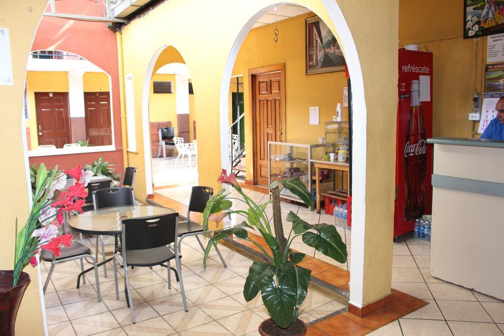 Hotel Pasadena II San Salvador Exterior photo